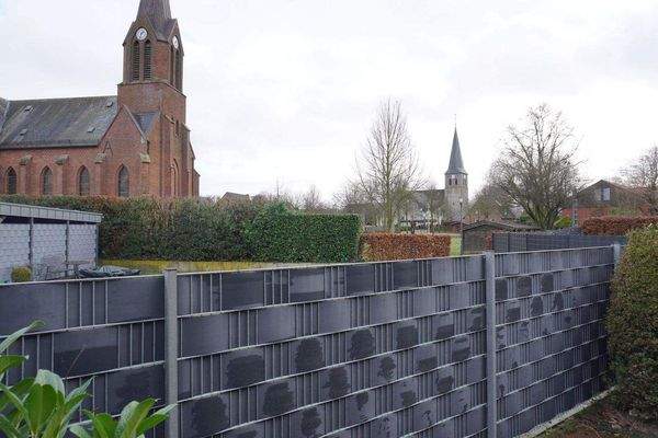 Gartenbereich mit Blick auf die Kirchtürme