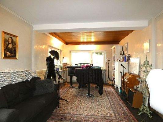 12 Wohnzimmer EG.JPG