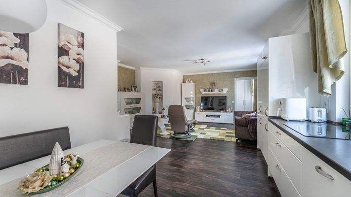 Wohn- und Essbereich im Obergeschoss (Einliegerwohnung)