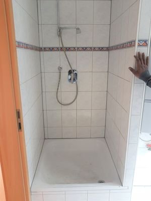 Dusche 2. OG