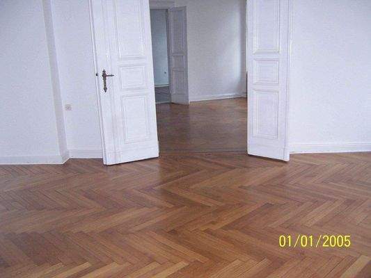 Parkett, Laminat, Vinyl