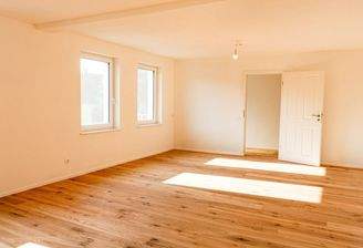 Das helle Wohn- Esszimmer