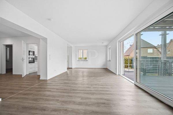 Wohnzimmer mit Blick zum Essbereich