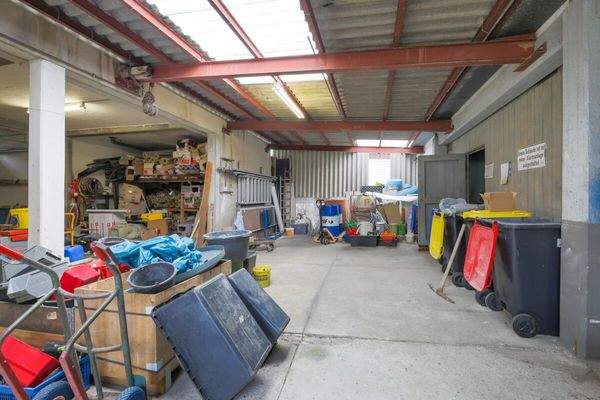 Überdachter Innenhof