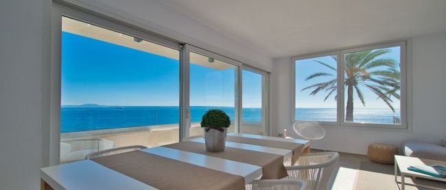 Dining-sea-view-Apartment-Mallorca