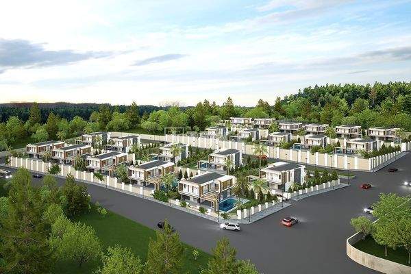 Newly-Built Villa with Private Pool and Garden in Aydın Kuşadası