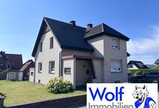 Eingangsansicht Strasse