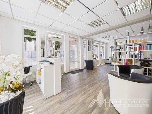 CAM04062G0-PR0036-STILL004