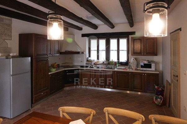 Hochwertig & rustikal