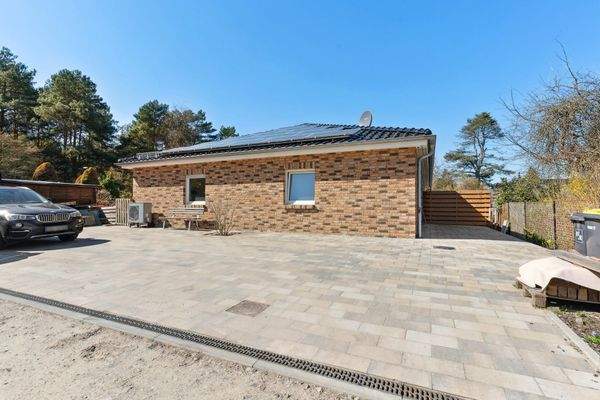 Stellplätze auf dem Grundstück