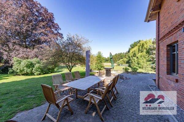 Terrasse mit freiem Blick...