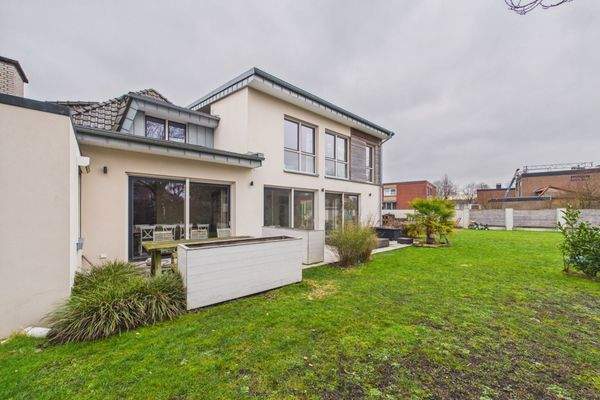 Seitenansicht / Terrasse 2