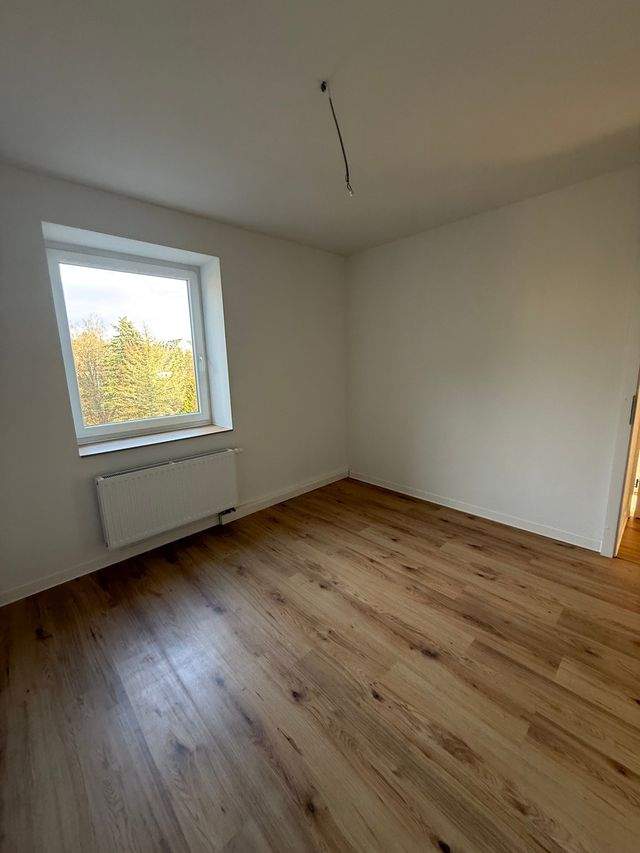 Renovierte 2 Raum Wohnung in Hartenstein ab sofort zu vermieten - Photo 5