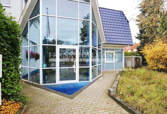 V9321 Eingangsbereich