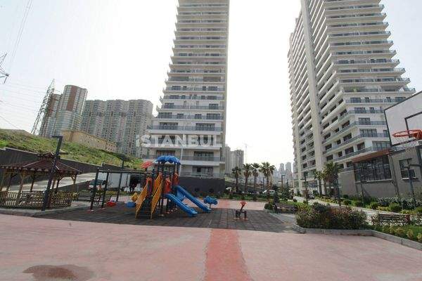 1-Bedroom Flat in a Complex with Amenities in Esenyurt Istanbul