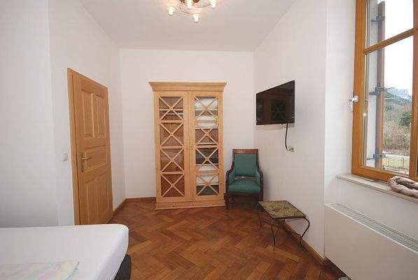 4-Zimmer-Ferienwohnung-AW5-2-018-sz 3 3.jpg