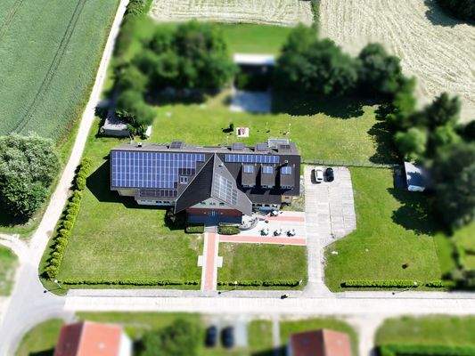 Ansicht Südseite mit Hauseingänge