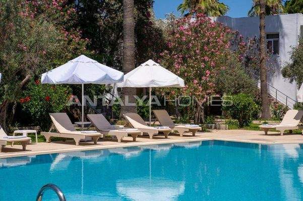 Seafront Boutique Hotel with Private Beach and 30 Rooms in Marmaris