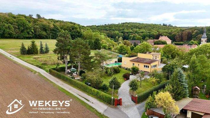 Luftbild des Anwesens