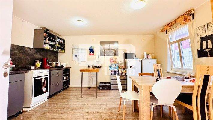 Küche / Wohnküche groß