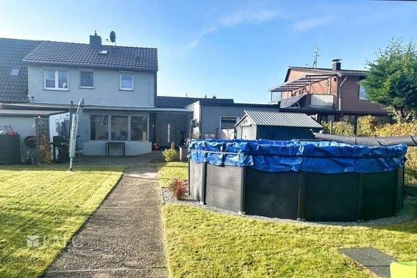 Rückseite und Garten