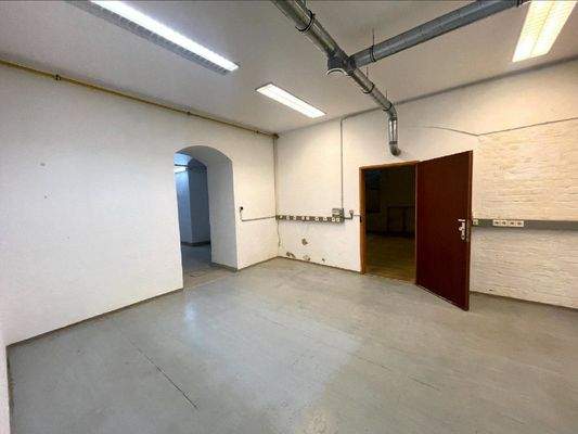 Processed-9222463C-6