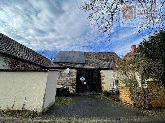 Außenansicht, Blick auf die Scheune