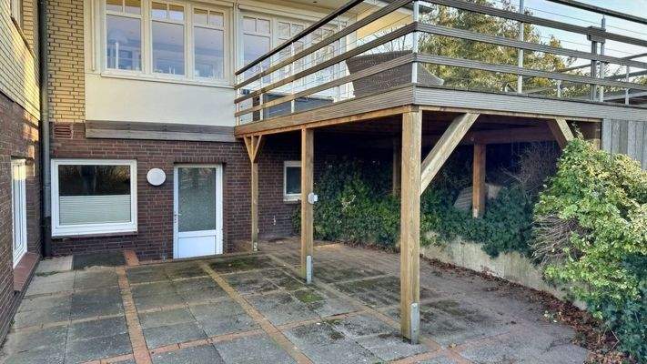 zweite Terrasse / Keller