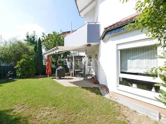 Garten mit Terrasse in Südwestausrichtung