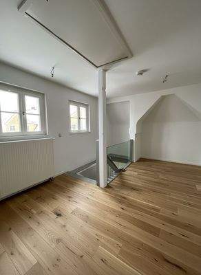 Vorraum 1. OG (nach Renovierung)