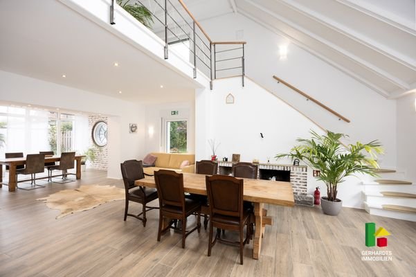 Esszimmer Empore EG2