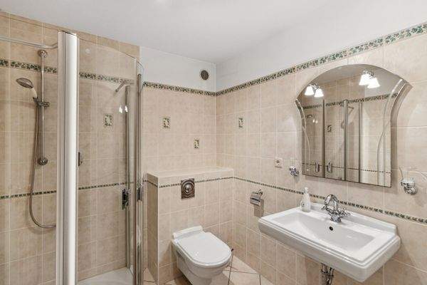 Badezimmer im Souterrain