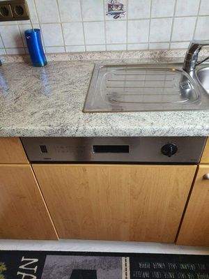 Gepflegte EBK mit Markengeräte