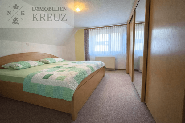 Schlafzimmer 2