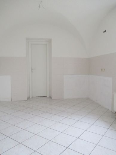 Originelle 62 m²-Wohnung mit grosser Küche, grossem Bad und Gewölbedecke
