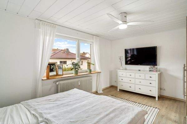 47421-033_Obergeschoss Schlafzimmer