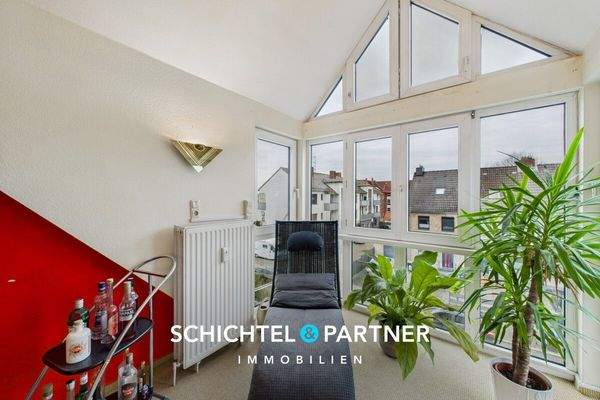 S&P | Glas-Giebel-Front