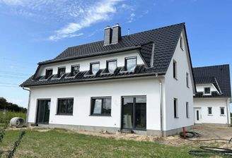 Außenansicht_Biestow-Ausbau 51.jpeg