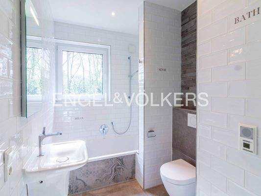 Badezimmer EG