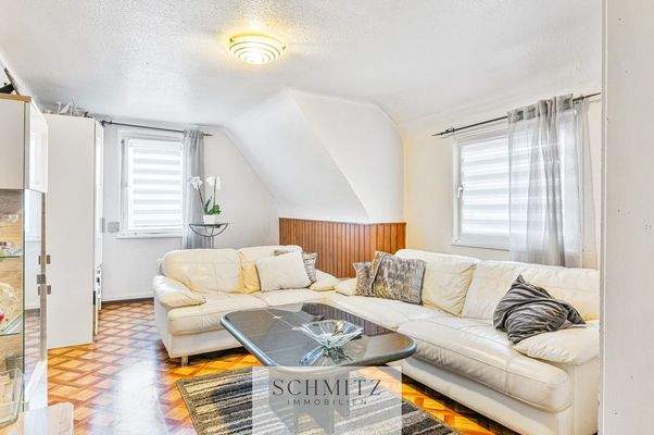 Wohnzimmer Wohnung 5 (DG)