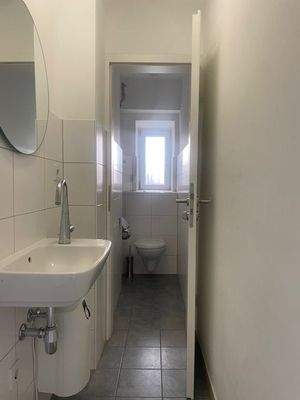 Personal-WC-Matterstockstr.27-Wü.jpg