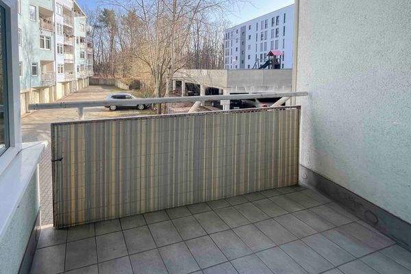 Überdachter Balkon
