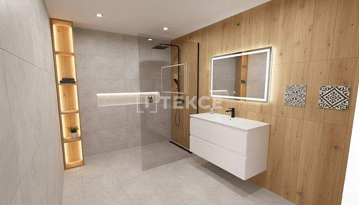 New Seafront Apartments with Spacious Spaces in İzmir