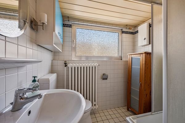 Badezimmer im Obergeschoss