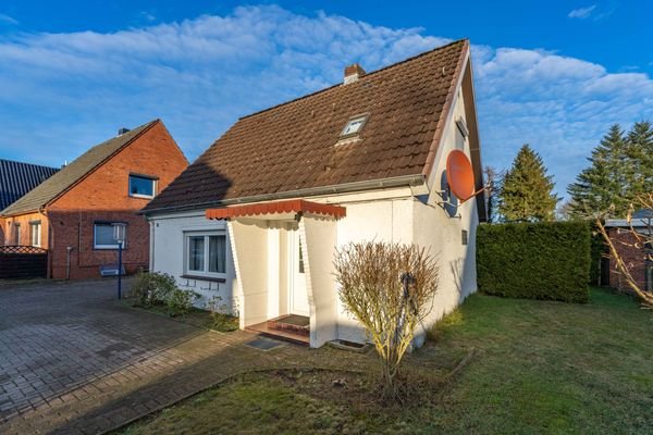 EFH mit Gartenansicht