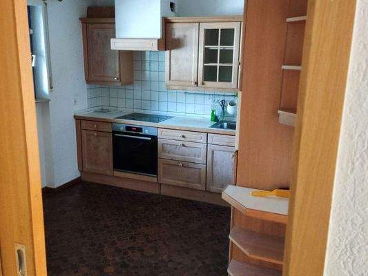 Blick in Küche vom Flur