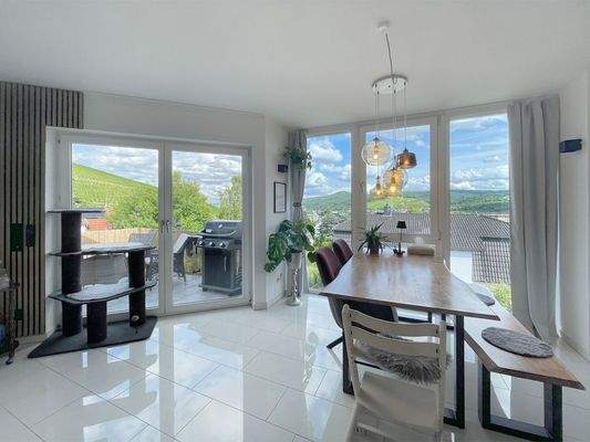 Wohn- und Essbereich