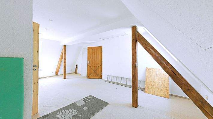 Raum 1 Dachgeschoss