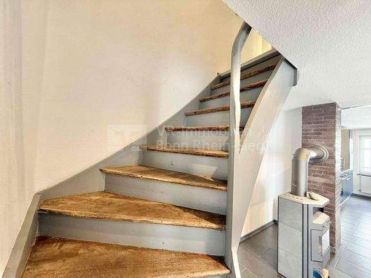 Treppe zum OG vorderes Haus