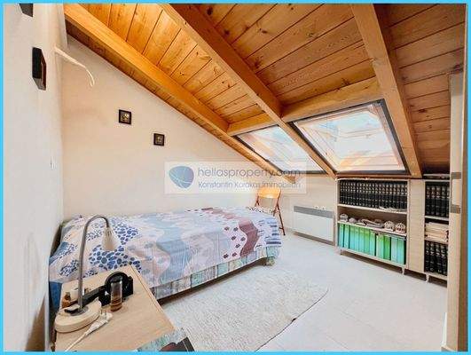 4932e97d9f0645158040cfee1d9394ad-original